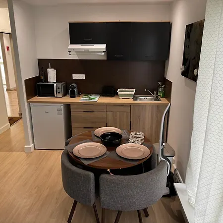 Apartment Studio Centre De *