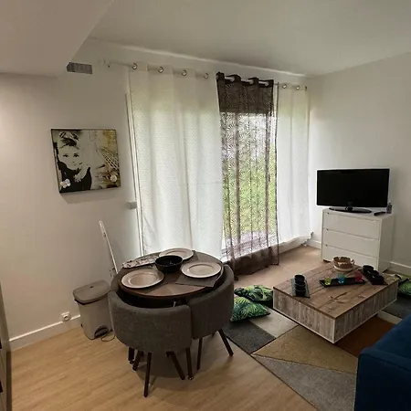 Studio Centre De Apartment Paris
